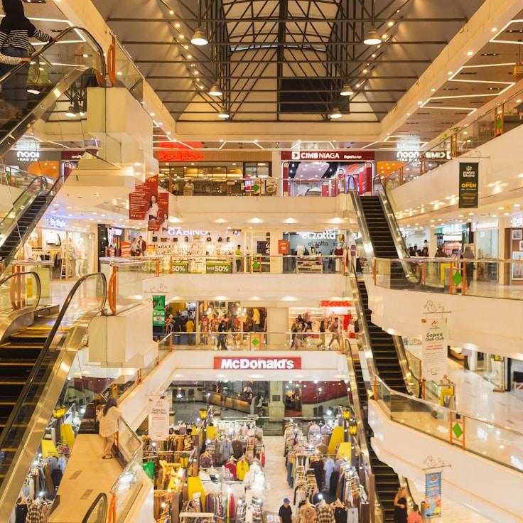 Dining out as an expat family in Canada